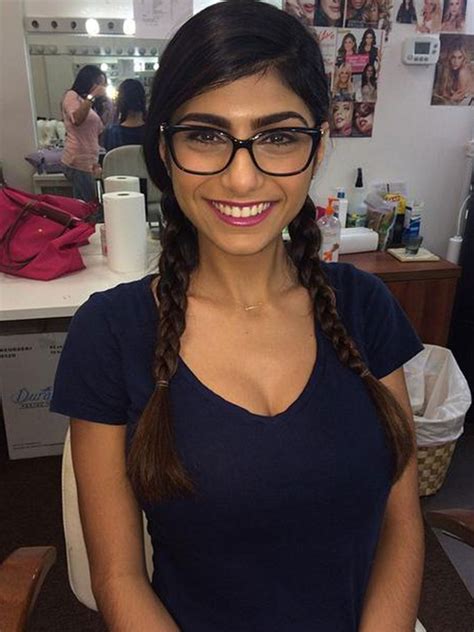 mia khalifa xxx porn hub|Mia Khalifa Porn Videos 